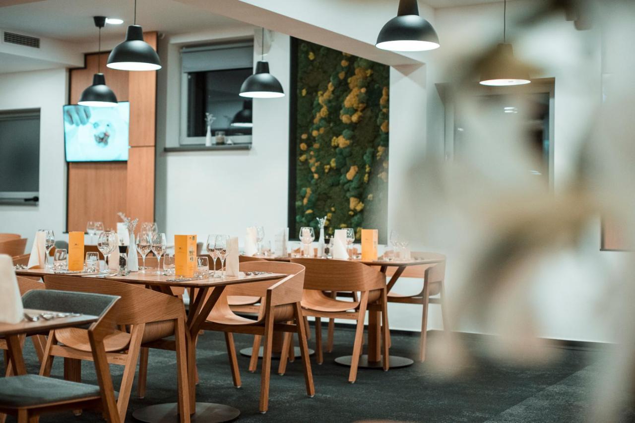 Hotel Arena Kosice Ngoại thất bức ảnh